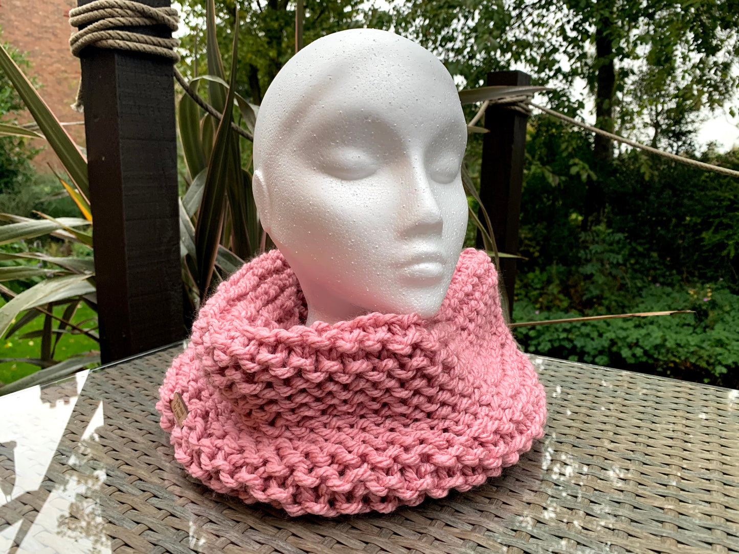 Cozy Knit Snood 🧶