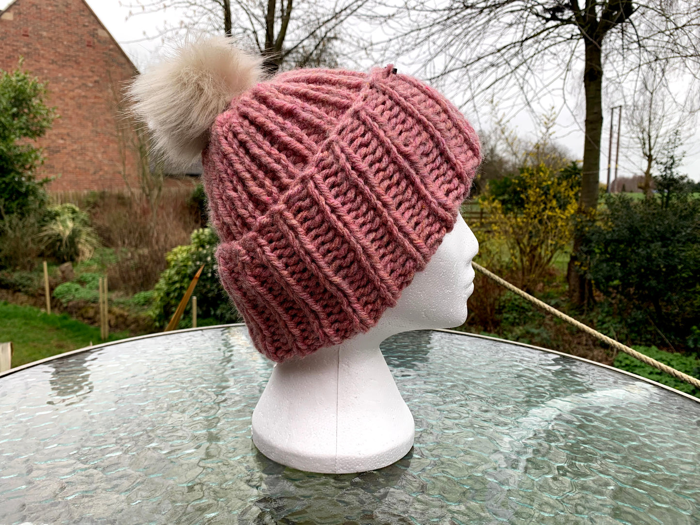 Cosy Knit Hat 🧶